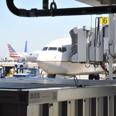 UA at SFO with airplane 1.