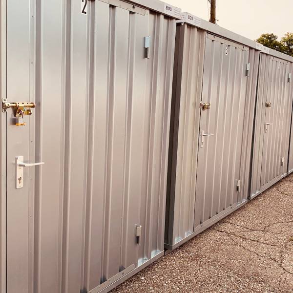 A row of Quick Build -containers line up nicely, with a 4-8 inch gap between the units.